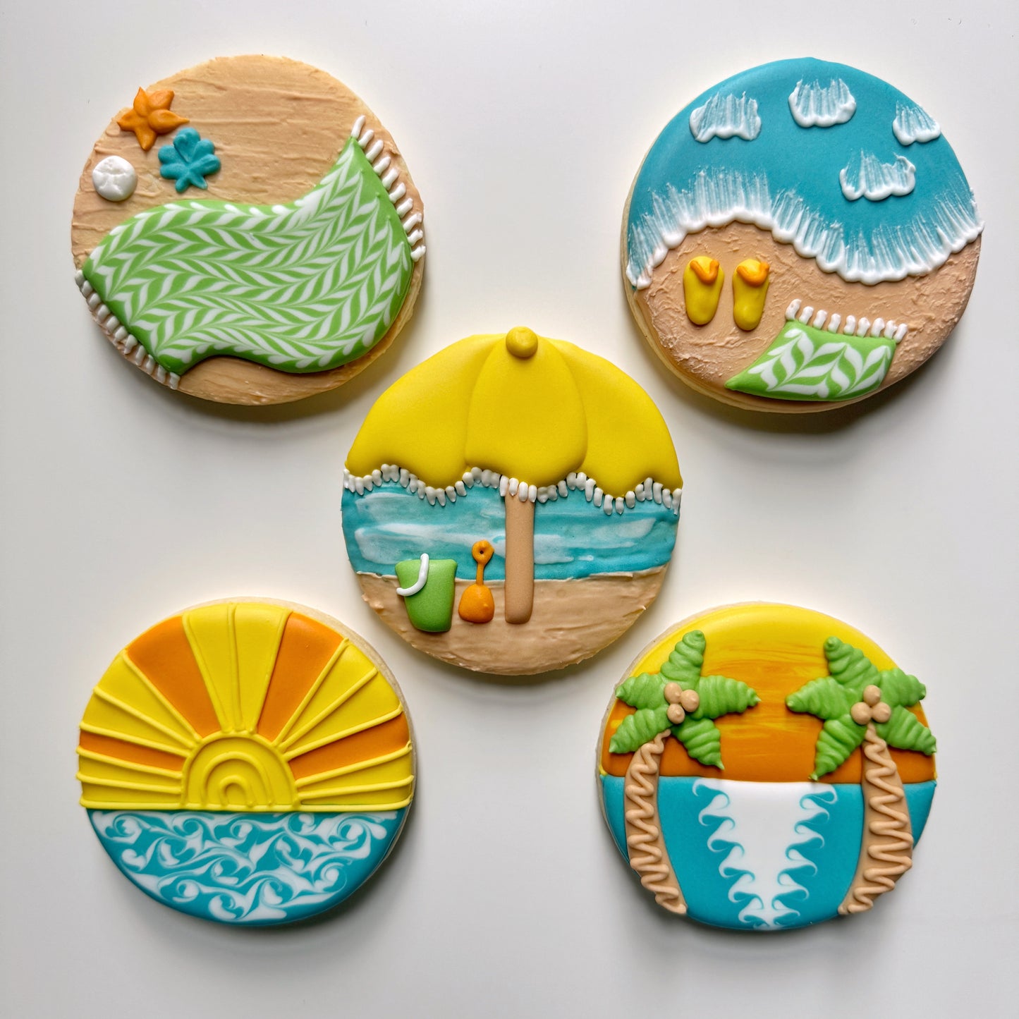 BEACH DAY ~ Advanced Beginner/Intermediate ~ Online Cookie Decorating Class